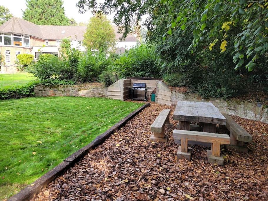 Stunning 2 Bedroom On The River Wensum Holiday home Norwich