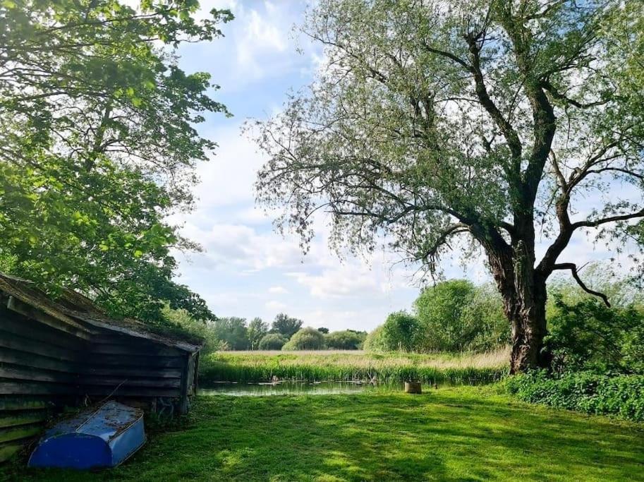 Stunning 2 Bedroom On The River Wensum