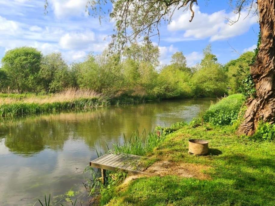 Stunning 2 Bedroom On The River Wensum Norwich
