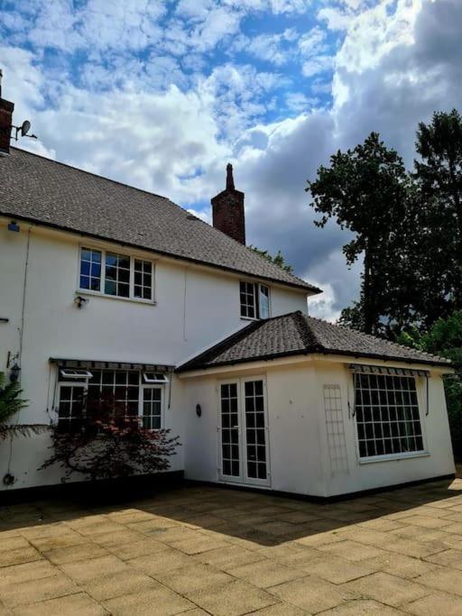 Stunning 2 Bedroom On The River Wensum Holiday home Norwich